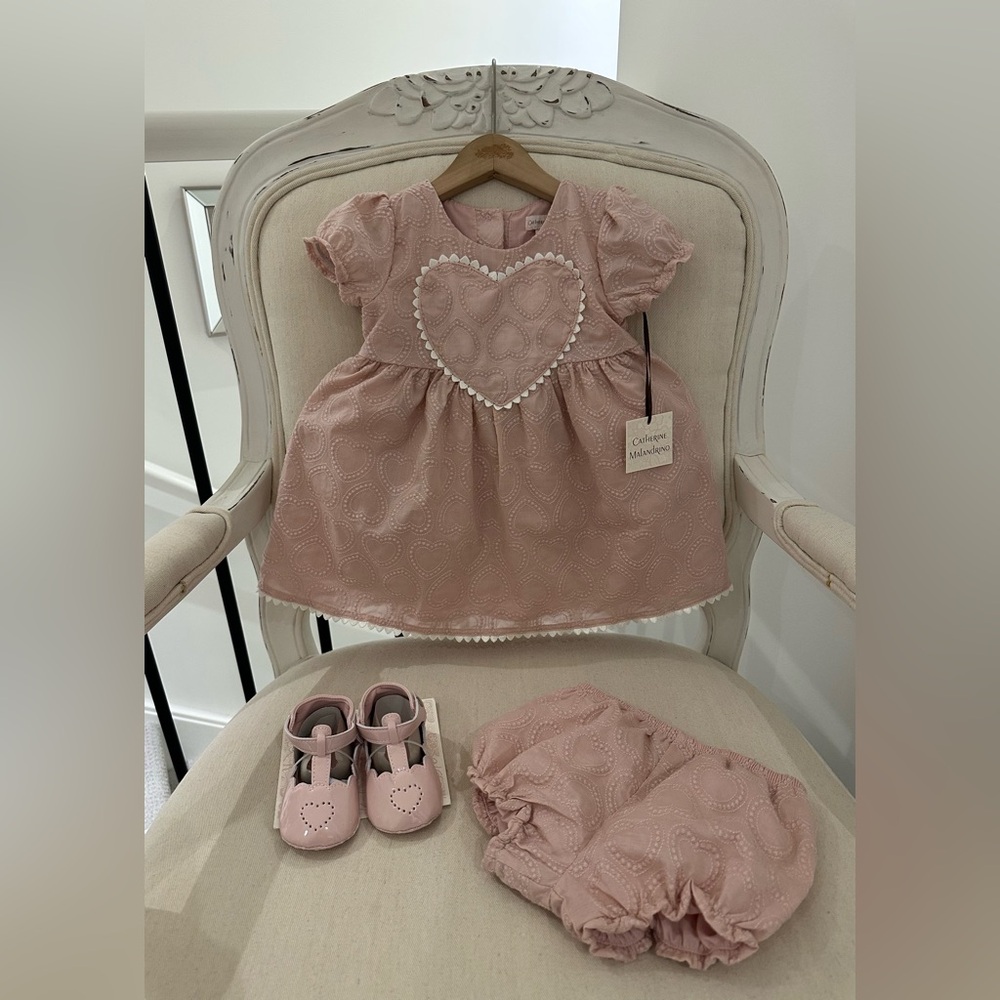 🦢 24 Mth Dusty Rose Embroidered Heart Baby Dress with White Trim 3 Piece Set NWT - Picture 13 of 13